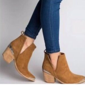 JEFFREY CAMPBELL Cromwell Tan Suede Booties size 7 - Western Cutout